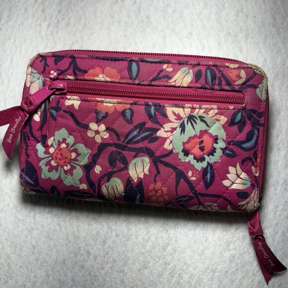 Vera Bradley Quilted Floral Zip Wallet Pink Turnlock ID Holder - Picture 3 of 5